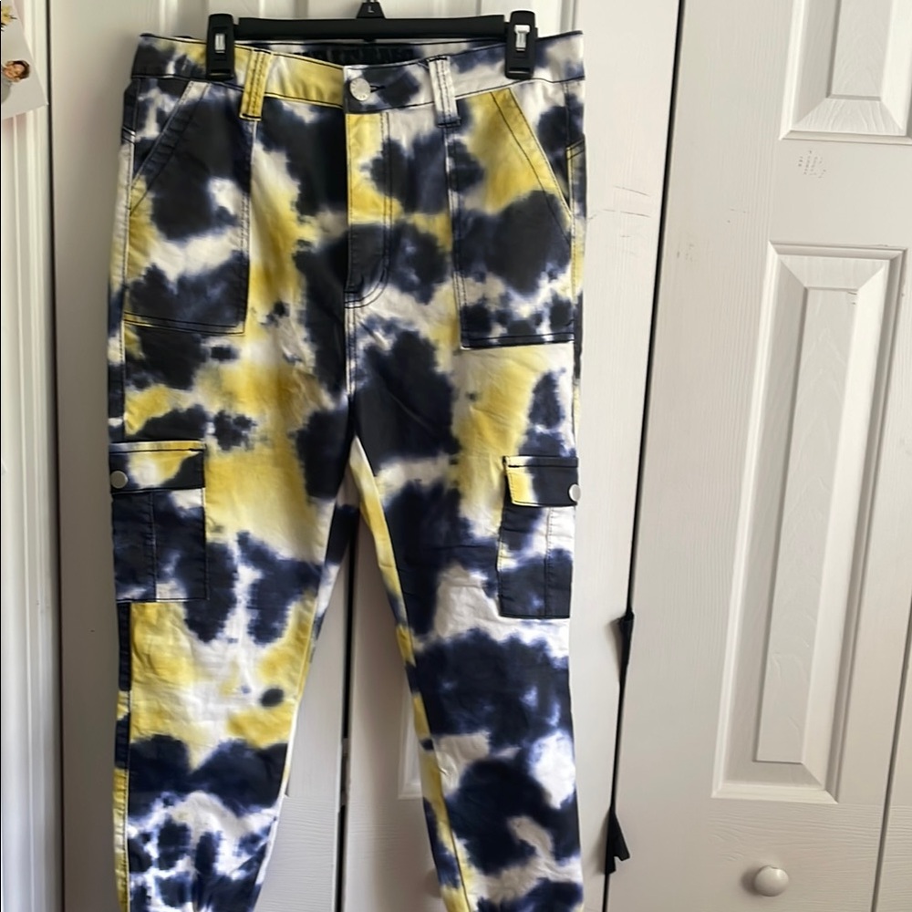 Stylish Tie-Dye Cargo Pants for Women